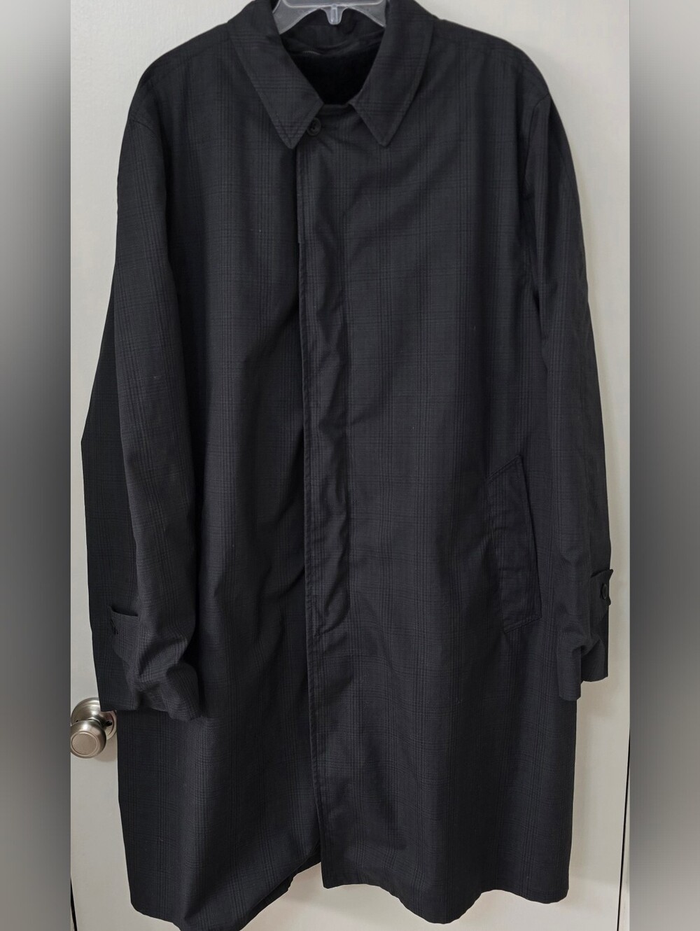 Men's Black Classic Overcoat Sz 46L